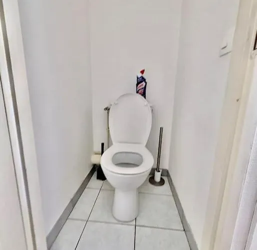 Grand - Proche Hyper Centre - Calme & Equipe *